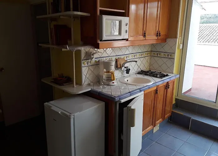 Comfortable Apartment In Barxeta With Shared Pool, 35 M² * Barcheta